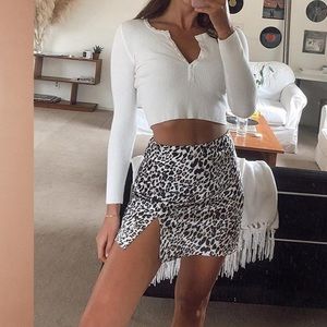 Princess Polly Yates Mini Slit Leopard Skirt